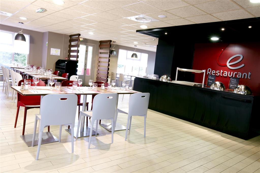 Campanile Bordeaux - Le Lac Bordéus Restaurante foto